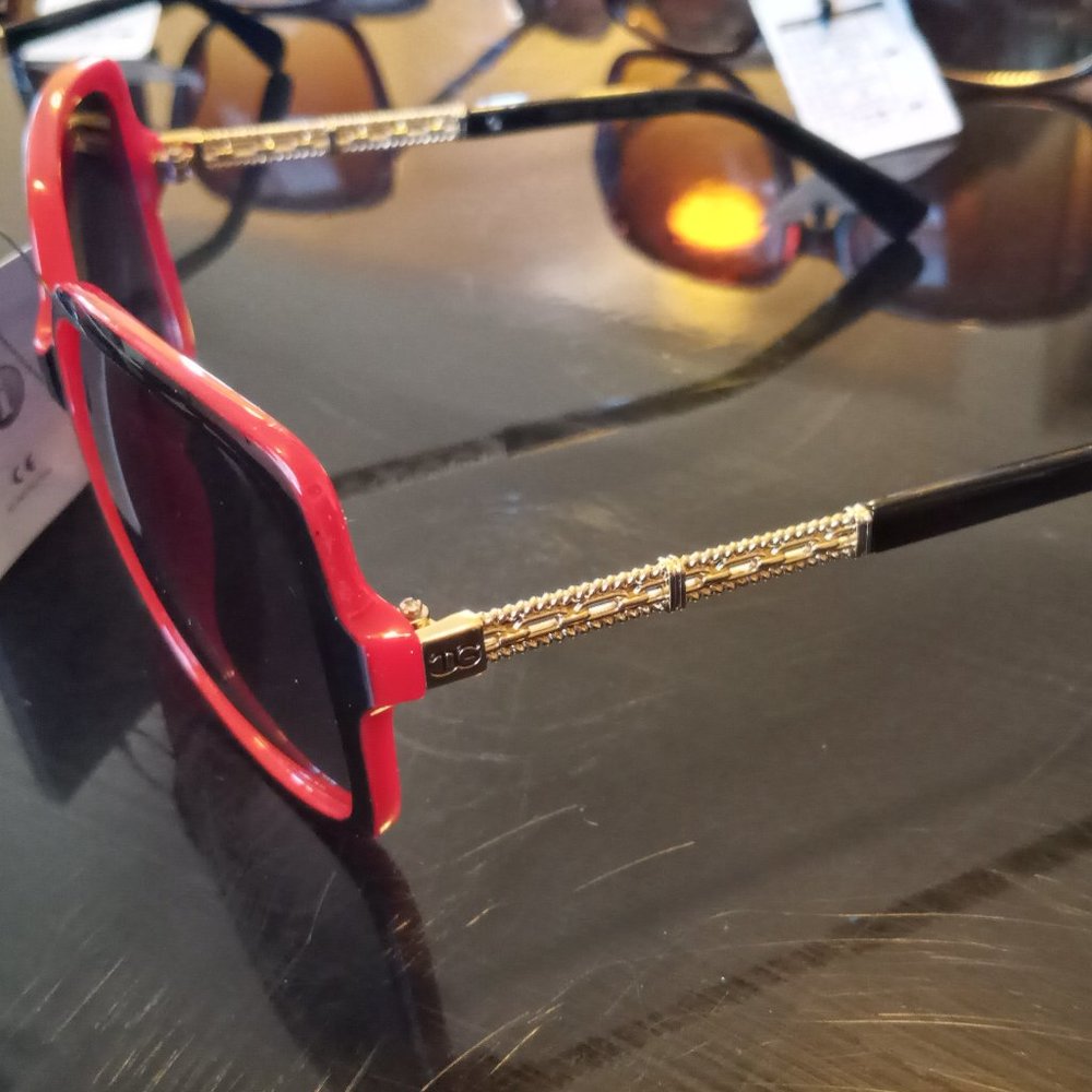 Love Red polarized sunglasses